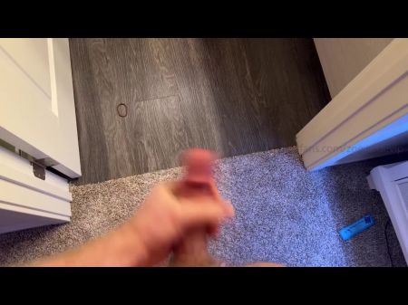 لقد دخل في فمي بينما كنت أتغرغر بغسول الفم 