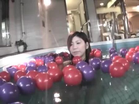 Sultry Asian Session In The Pool