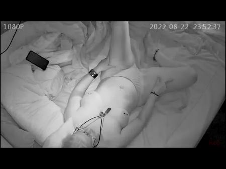 Masterbates متعددة لـ Kittienoone 