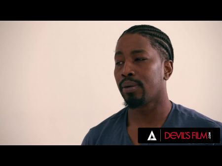 traviesa electra rayne obtiene su culo sondeado por la polla gigante del novio de su mejor amiga 