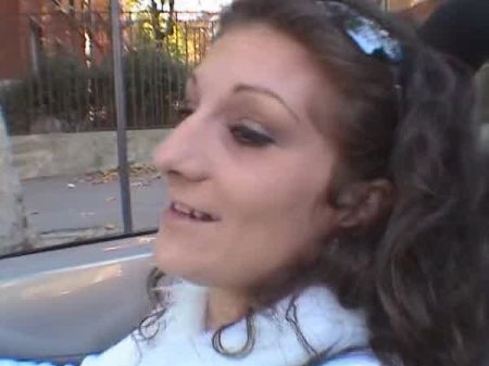 Hervorragende Französin bekommt ihren Arsch mit Sperma bedeckt 