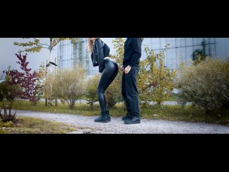 He Cums On My Spandex Stretch Pants In Community ! - Clothedpleasures