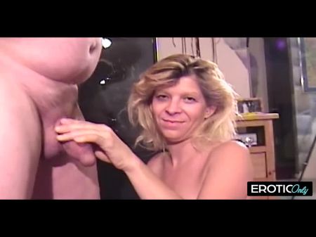 Mujeres Maduras Frotan El Grueso Tronco De Papá 