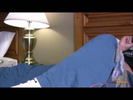 美味宝贝用大屁股的鸡巴自慰