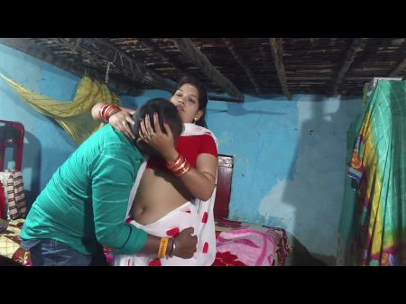 Caliente India Desi Bhabhi Romance Y Escenas De Besos Y Follada Por Su Antiguo Novio En Casa 