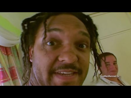 مشاهدة زوجته تمارس الجنس شرجيا 