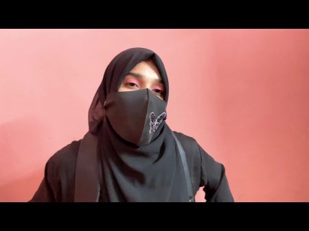 تأتي صديقتي المثيرة في الكلية إلى منزلي وتمارس الجنس من قبل ديك صديق كبير 