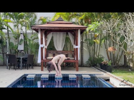 Undressed Yoga: Balance Experience Workout - Grey Desire