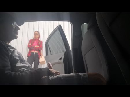 Risky Handjob Inwards The Car For Undergrad In Community .
