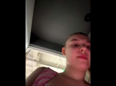 Ich habe den ersten Trainer gefickt, den ich im Fitnessstudio gesehen habe 