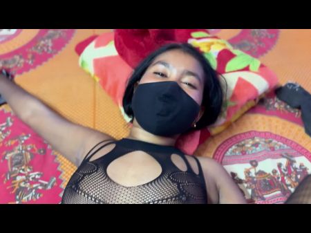 Desi indisches Dessous-Set, süßes Mädchen, große schwarze Köchin, lange Zeit mit Stimme ficken 