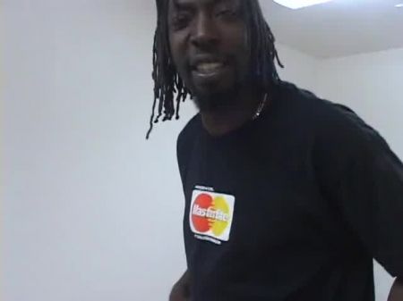 Shaggy Stud Creams Large Ebony Bootie With Jizz After Fine Pounding