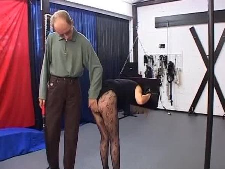 جميلة سمراء الألمانية فاتنة مارس الجنس من الصعب بعد bdsm العمل 