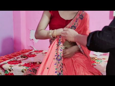 saree vermelho me kiya kamal lag rehi bhabhi ko kone me lago choda 