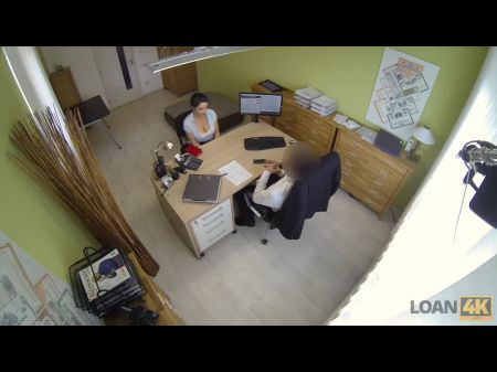 贷款4k。大胸辣妹满足男人借钱