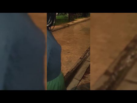 hermosa joven que encontré en el parque 