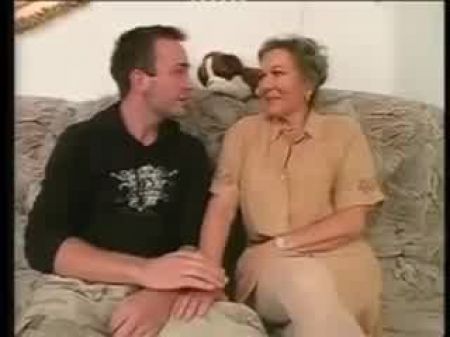 antiguo oma lutscht jungschwanz 