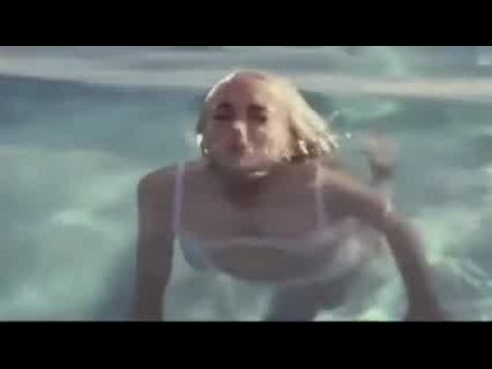 Supah Starlet Cumshot