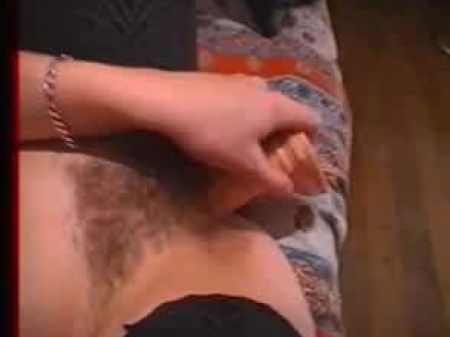 Cute Bushy French Cooters