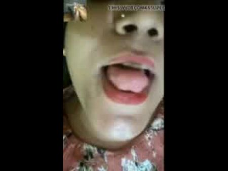 She Loves Cum In Her Jaws