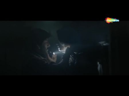 Dedh Ishqiya . Kissing Vignette Of Huma Qureshi And Arshad Warsi
