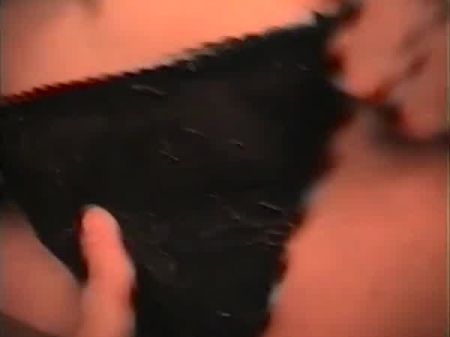 أقوم بتصوير أعز صديقاتي ألينا وهي فتاة شرقية ذات صدر منتفخ لطيف وأقوم بتسجيلها 