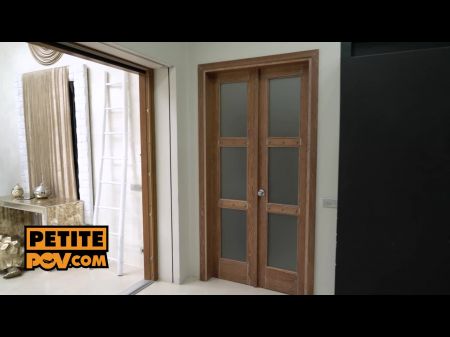 سخيف اثنين من الروس صغيرتي و 