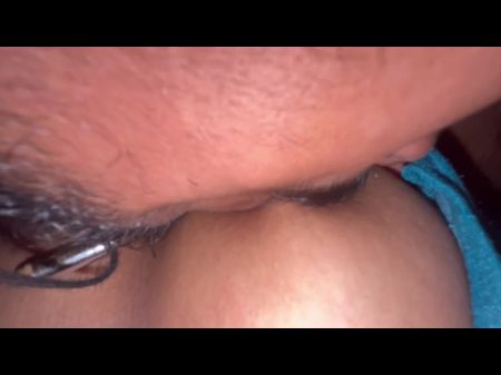 Padosi Bhabhi Ko Sari Uthakar Chudai Kiya