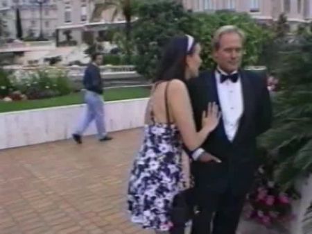 puta rubia follada en la celda de la cárcel 