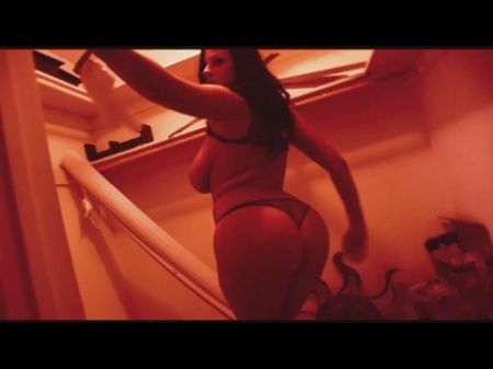 More Massive Than Ever ! - Vol . #04