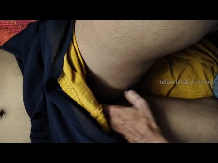 村庄 sumitha bhabi 大胸部朋友妻子外遇邻居人他他妈的如此艰难性 xxx 在床上房间干净音频 
