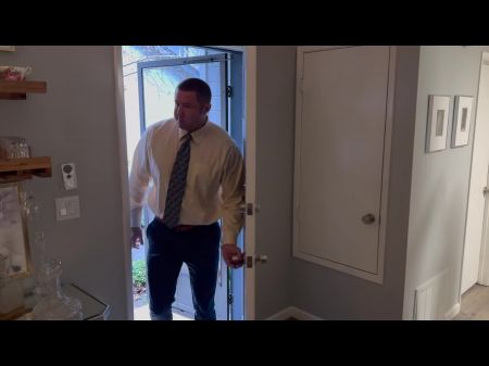Husband Catches Wifey Being Kinky ! He Completes The Job !