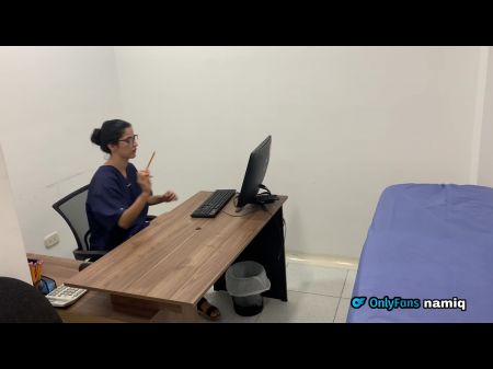 与安吉医生的会诊是一次很好的硬性爱