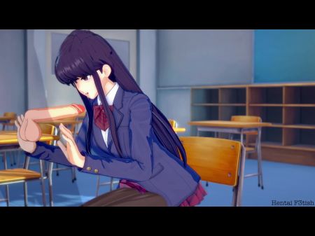 komi folla estudiante afortunado en el aula de la universidad 