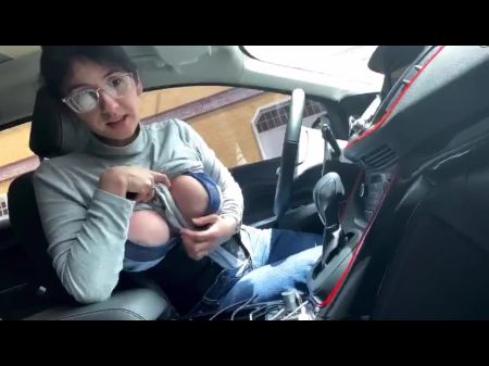 tetas del coche y flash coño 