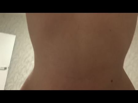 في سن المراهقة من الصعب الملاعين له 18 عاما زميله ضيق كس ويجعل لها النشوة أسلوب هزلي أثناء الجلد الخام 