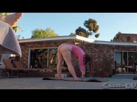 yoga hace que Gigi brise horney af 