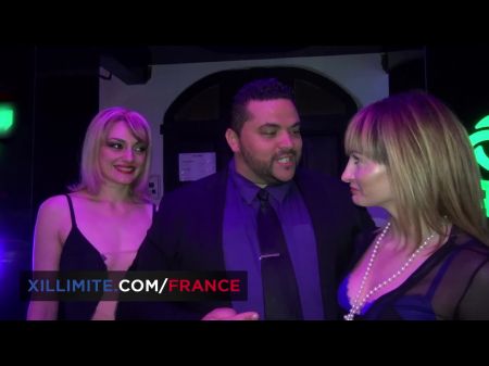 Amateure in einem Swingerclub 