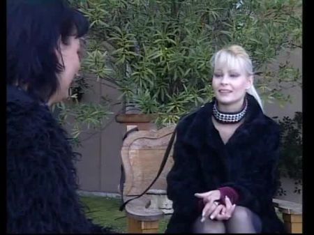 Enthralling White Haired Nikki Anderson Became Real Star When Told Her Friends Details Of Her Life In Cult