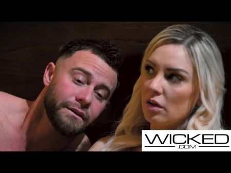 邪恶的 Kenzie Taylor 通过热辣的 AF 69 平静下来 