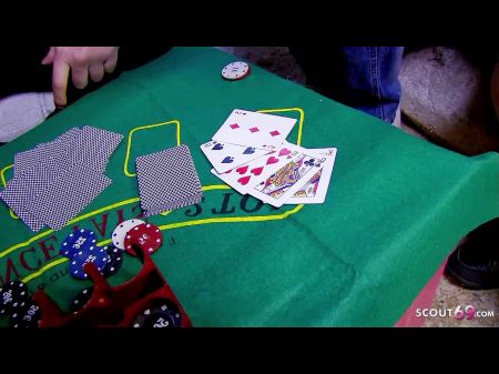 小小的少女阿里斯黑暗打赌输了，必须用力操