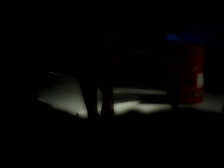 Amirah Needs Mighty Orgasm