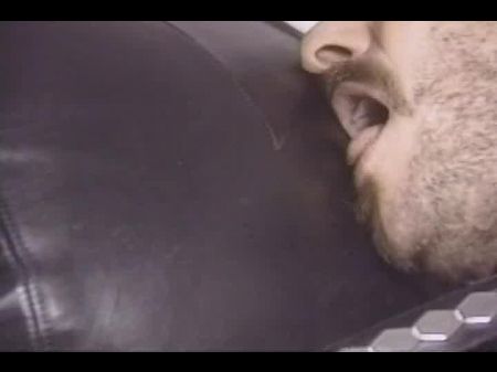 Latex Lover Punishing Her Beaus Spunk-pump