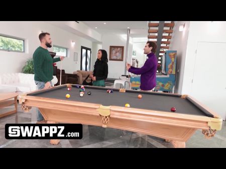 swappz dampfender Swap-Porno verführerische Stieftöchter verführen ihre Stiefväter 
