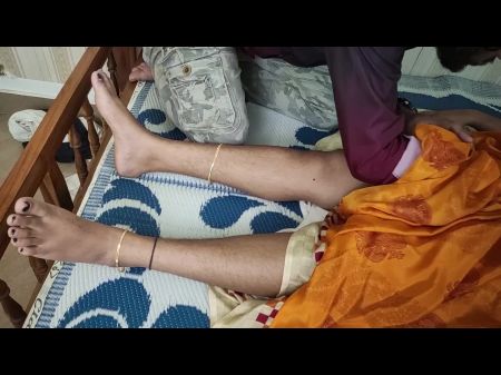sari y sujetador lamen el ombligo presionen las tetas con frotar el coño romance de vaishnavy y sharun raj, pareja mallu romance sari caliente del ombligo 