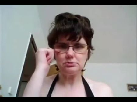 Geile Hausfrau Vor Privater Webcam