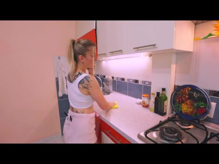 زوجة الغش مارس الجنس في المطبخ أندريه الحب 4k eng sub 
