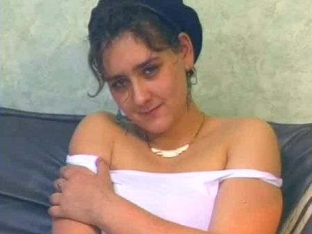 puta alemana tetona obtiene su coño dedos 