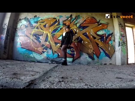 Graffiti malen, einen Kerl ficken und mir Sperma auf die Brust spritzen 