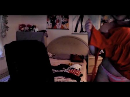 BBW اليابانية تضع فستان متجرد وبيتس 